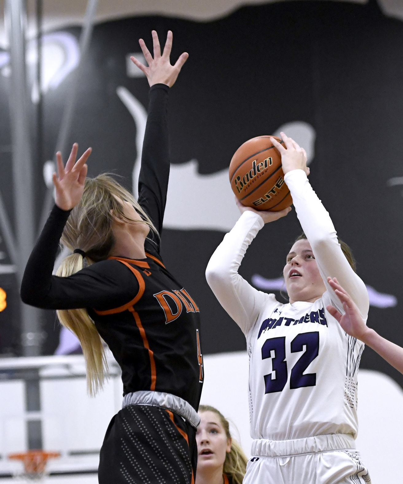 Dakota Valley hosts Dell Rapids